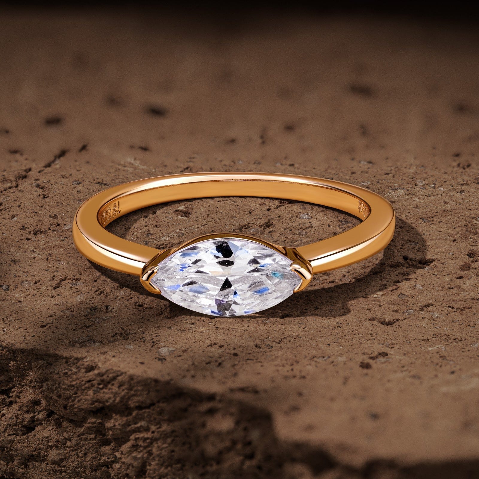 GENUINE LOVE Solitaire Engagement Ring - 1.01 Carat 18K Yellow Gold with a Marquise Brilliant Cut Lab-Grown Diamond