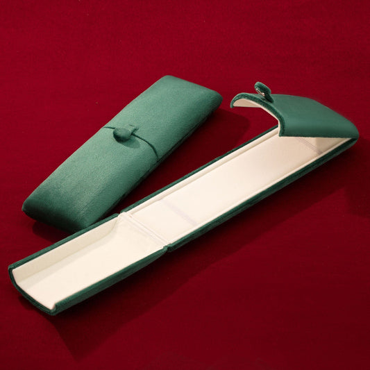 gona- Exquisite Luxury Necklace Jewelry Box - (Ships With Order, Not Up For Individual Sale)